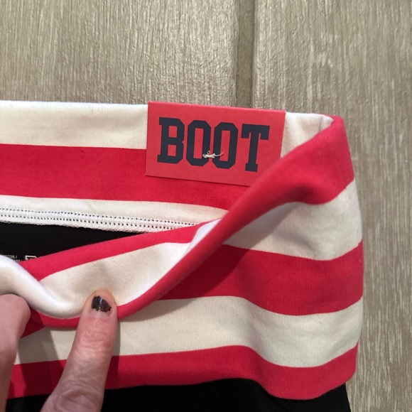 New! Victoria’s Secret Fold Over Boot Cut Legging - Picture 4 of 6